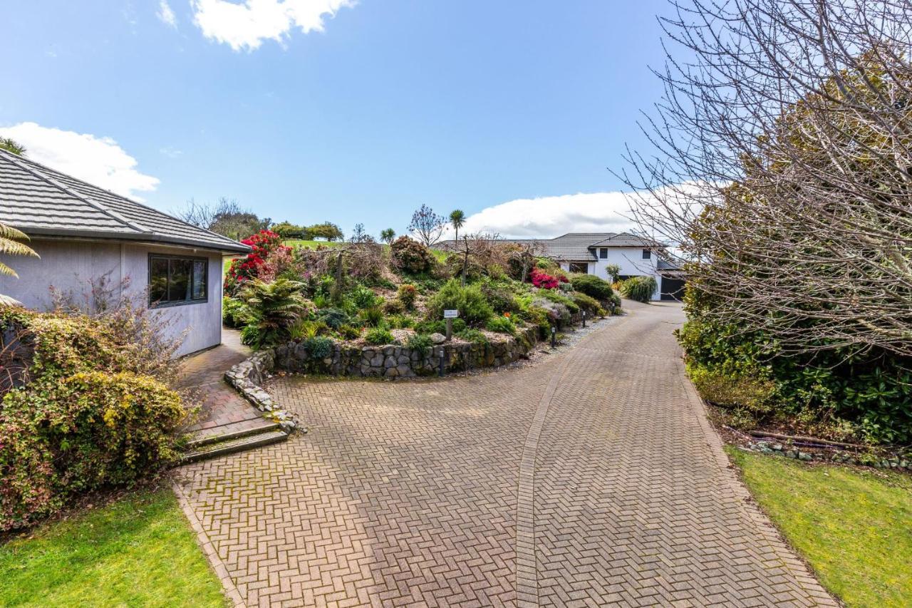 Acacia Heights Gardens Vila Taupo Exterior foto